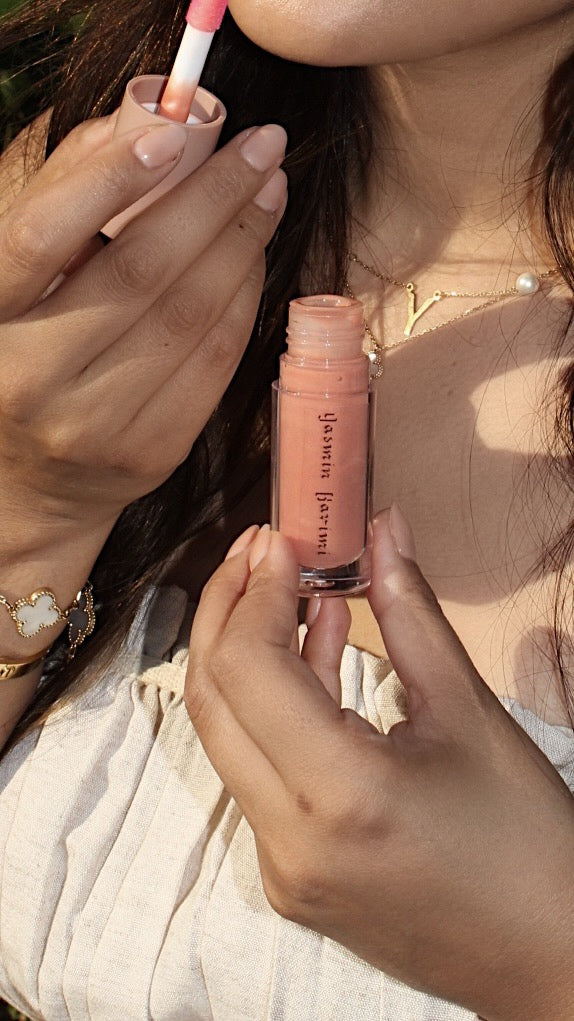 Bouncy Lip Gloss: Glycine Nude